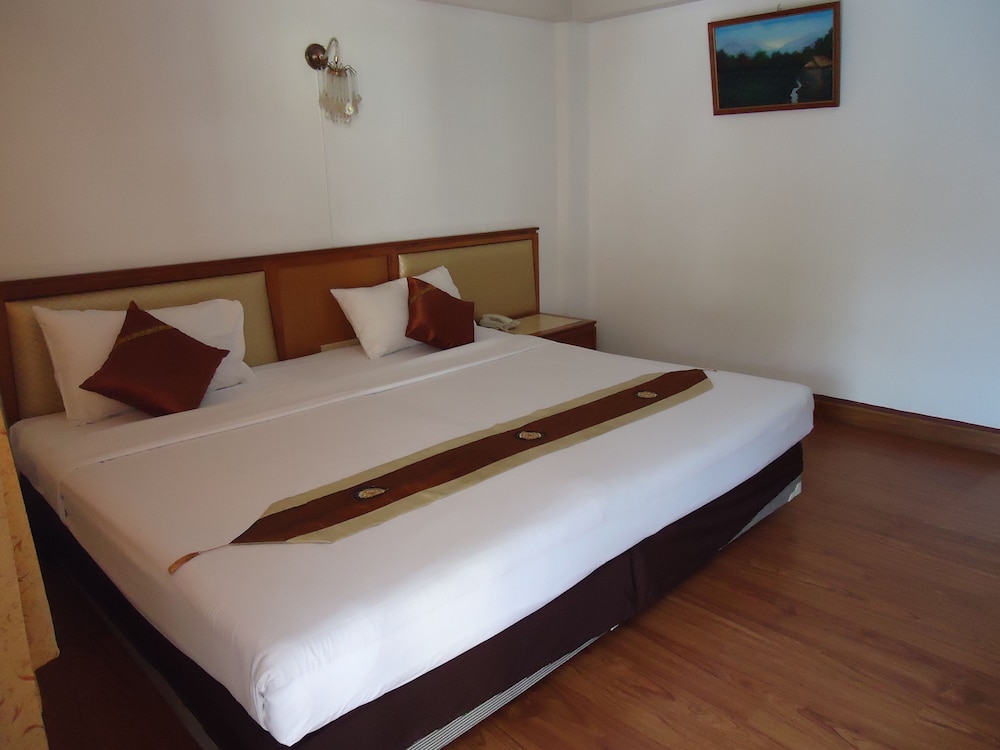Top North Hotel Resort 10/49