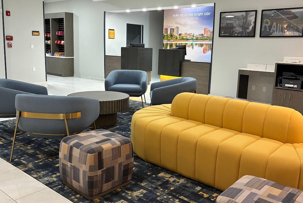 La Quinta Inn & Suites by Wyndham Bessemer 29/49