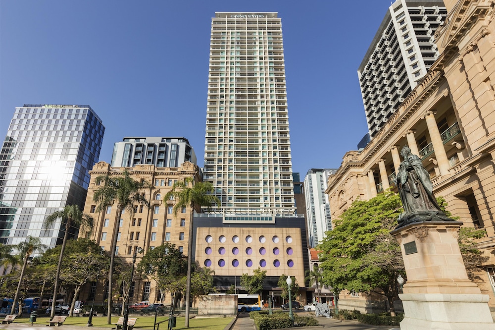 Oaks Brisbane Casino Tower Suites 3/50