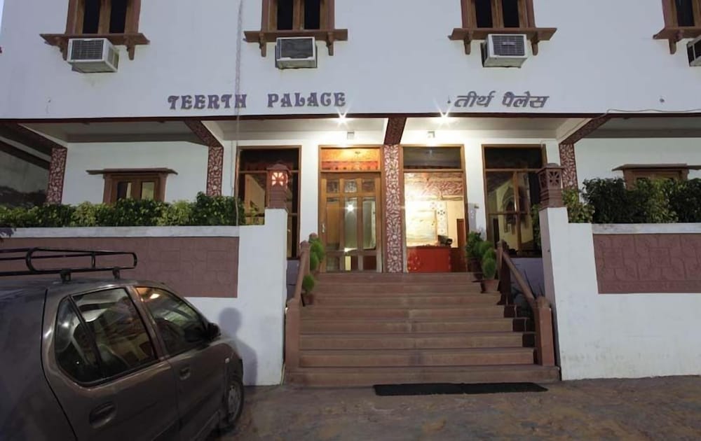 Hotel Teerth Palace 2/24