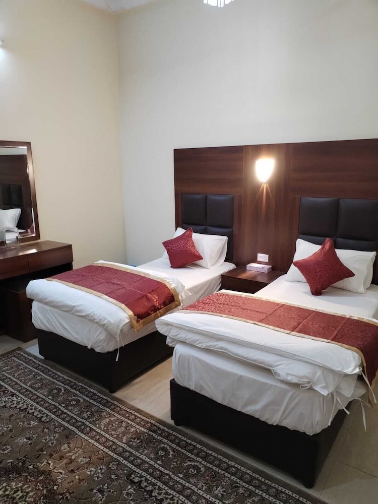 العييري للوحدات السكنية حائل 1(Al Eairy Apartment Hail 1) 12/25