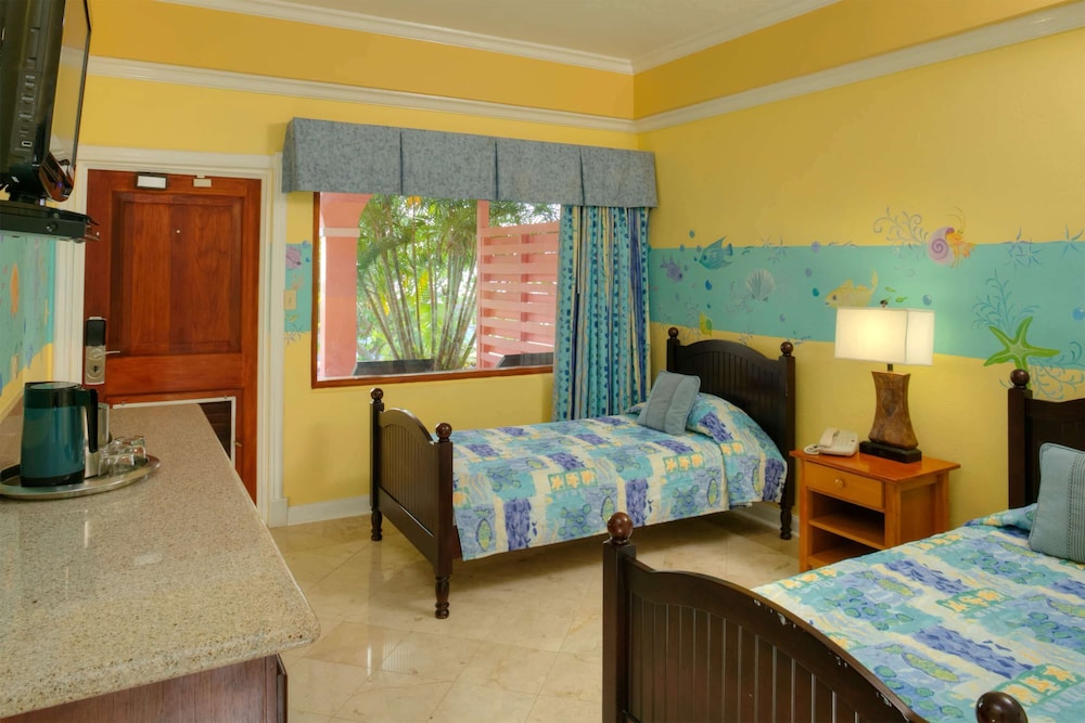 The Buccaneer Beach & Golf Resort 26/81
