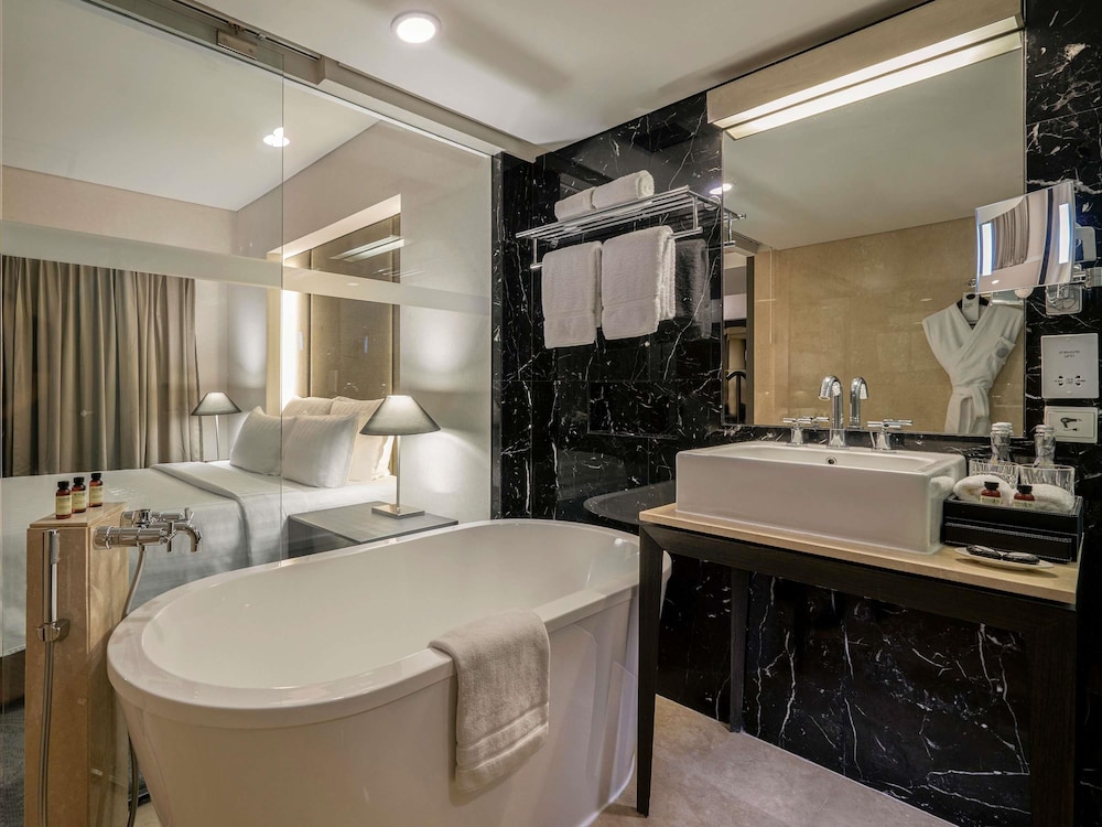 Pullman Jakarta Indonesia Hotel 48/50