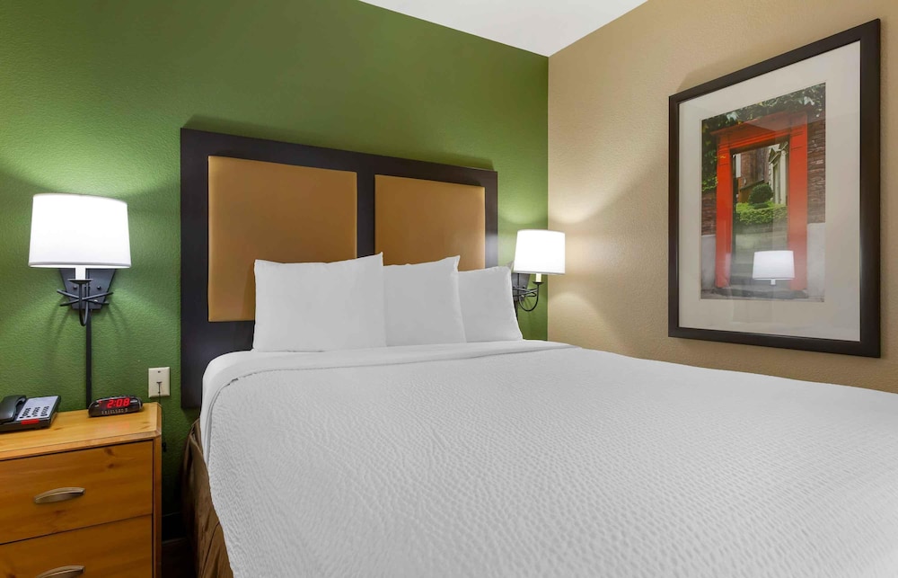Extended Stay America Suites Phoenix - Scottsdale 24/52
