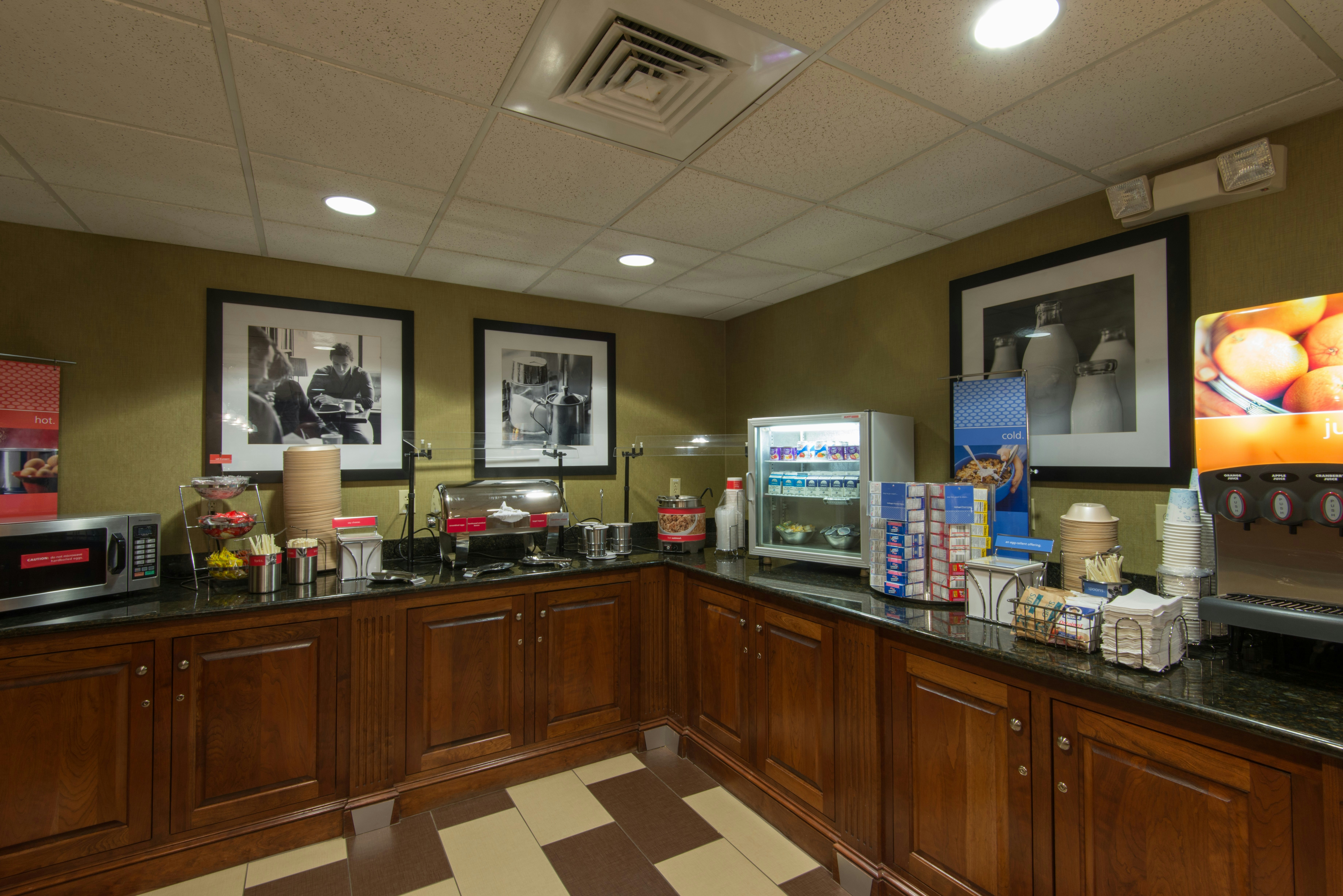 Hampton Inn Mount Airy 37/52