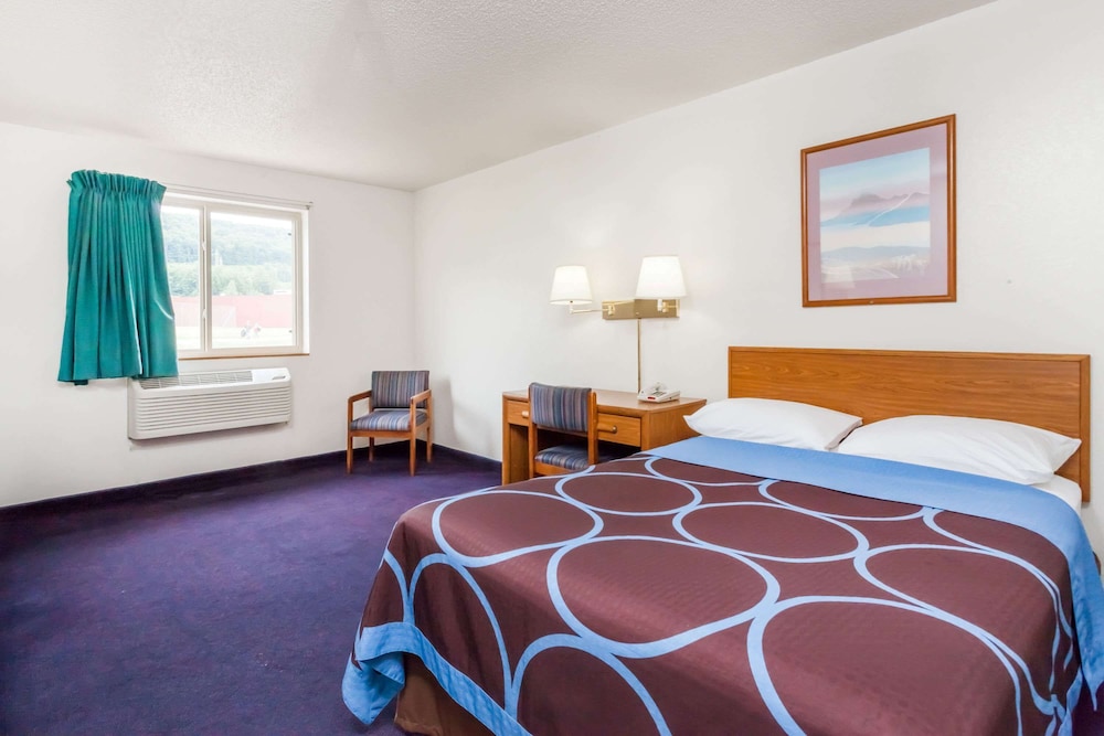 Room, Double Bed