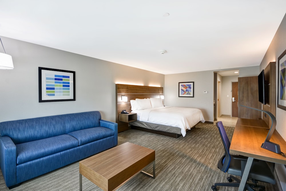 Holiday Inn Express & Suites Houston NASA - Boardwalk Area 23/57