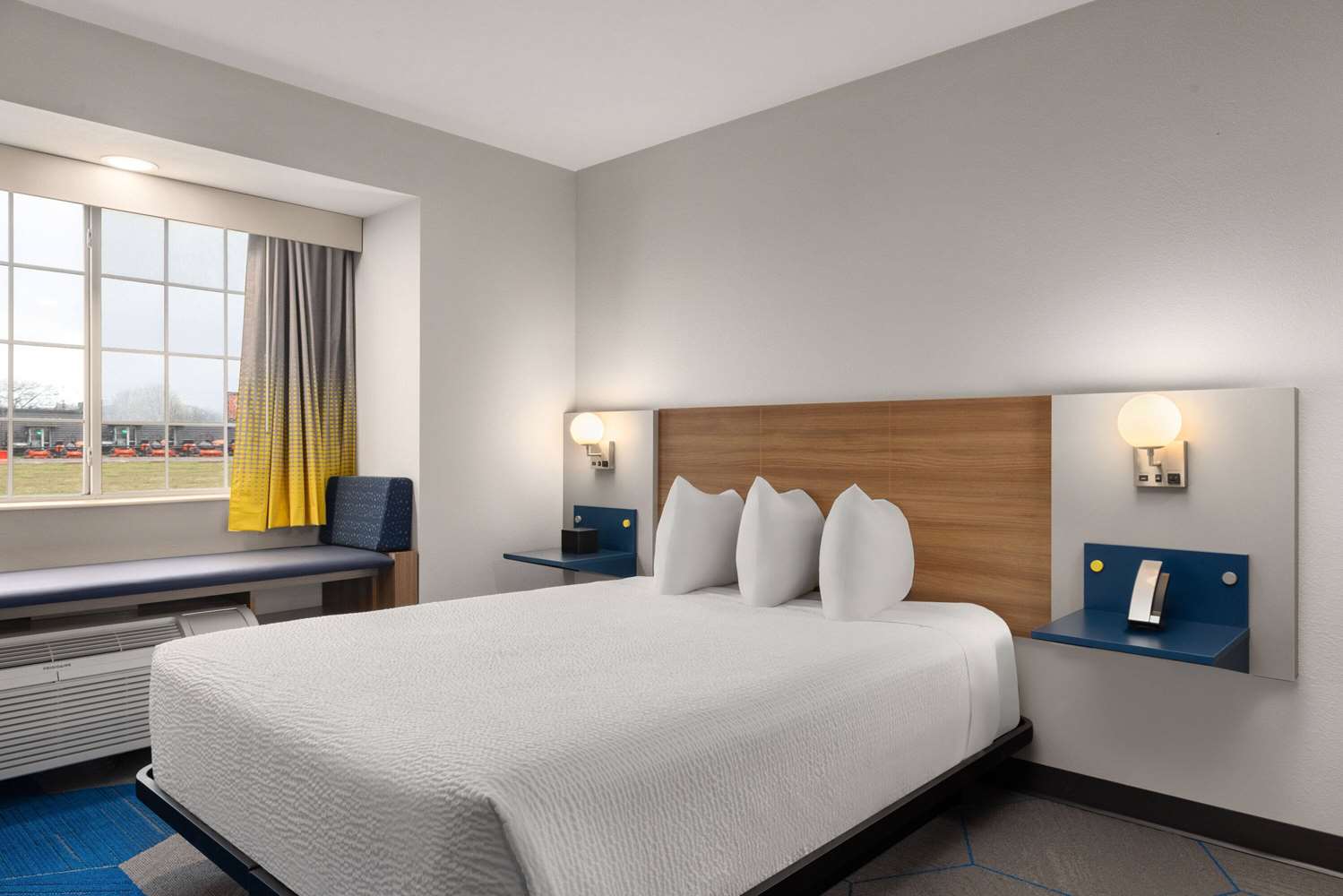 Microtel Inn & Suites by Wyndham Independence 8/29