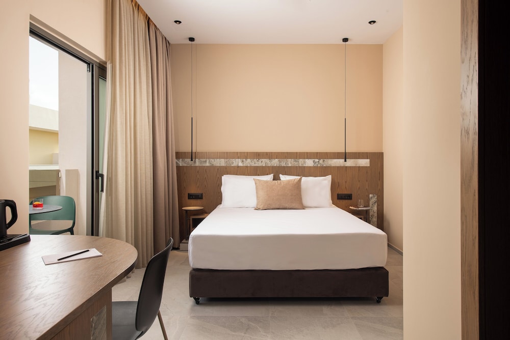 Cosmeen Lifestyle Boutique Stay - Adults Only 20/51