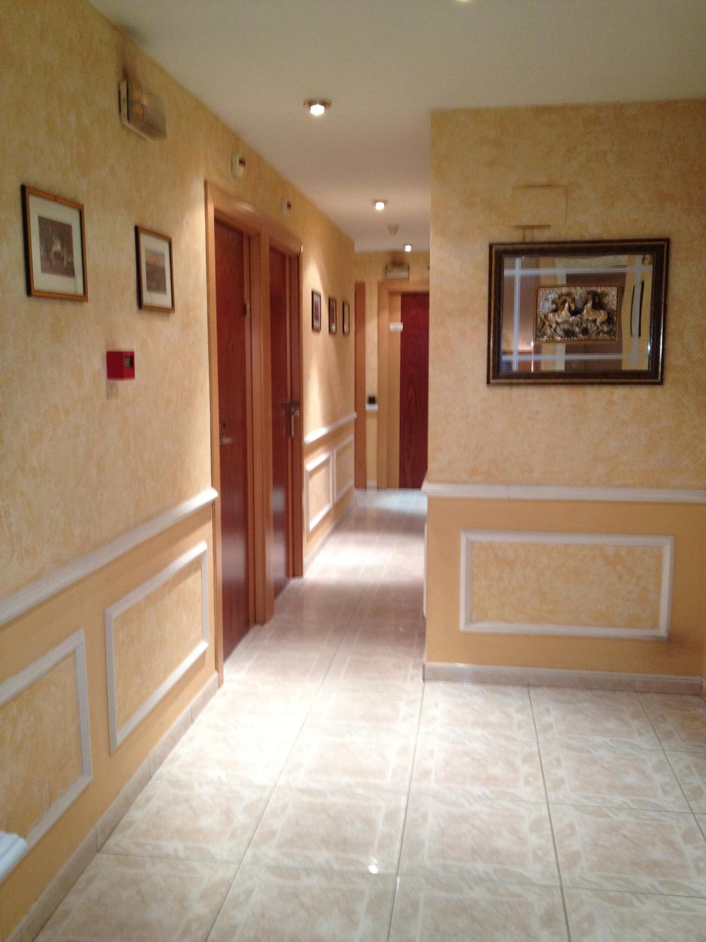 Hotel Don Angel 2/48