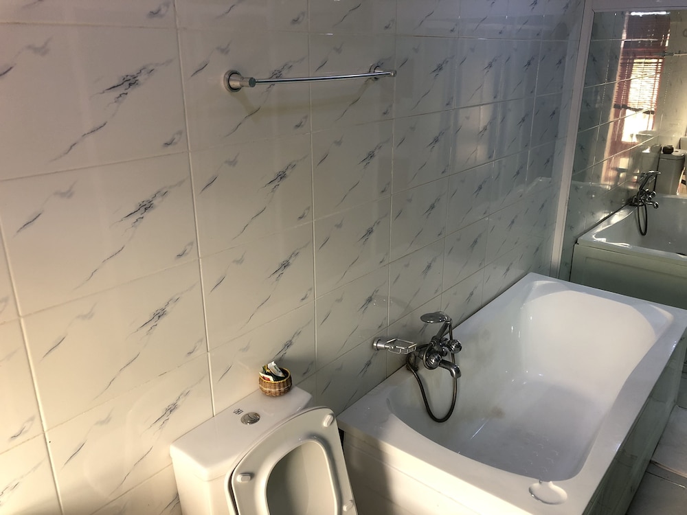 Virginrose Resorts 36/37