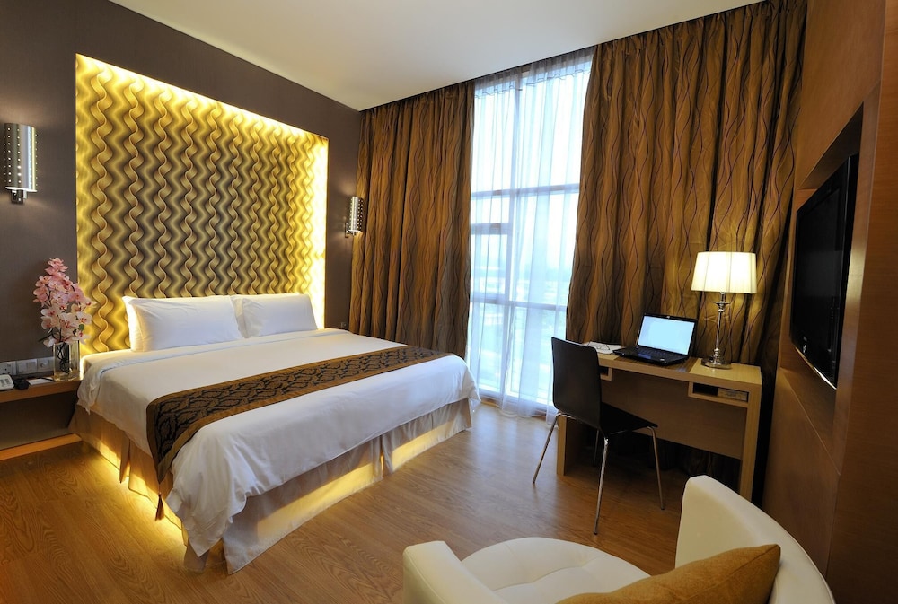Courtyard Hotel At 1borneo 20/59