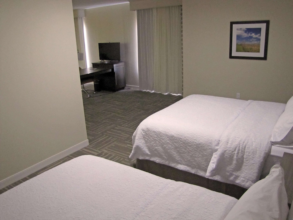 Hampton Inn McPherson KS 25/56