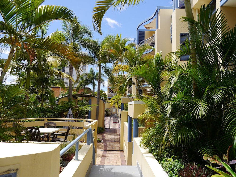 Portobello Resort Apartments 9/73