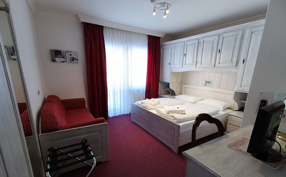 Park Hotel Arnica 21/50