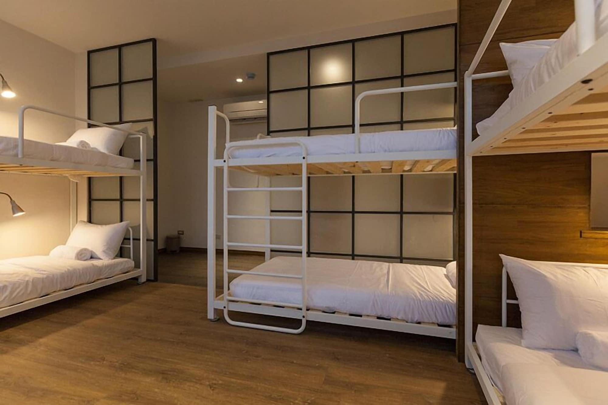Female Dorm, 6 People, Mini Voyage Hostel Hualian 4/6