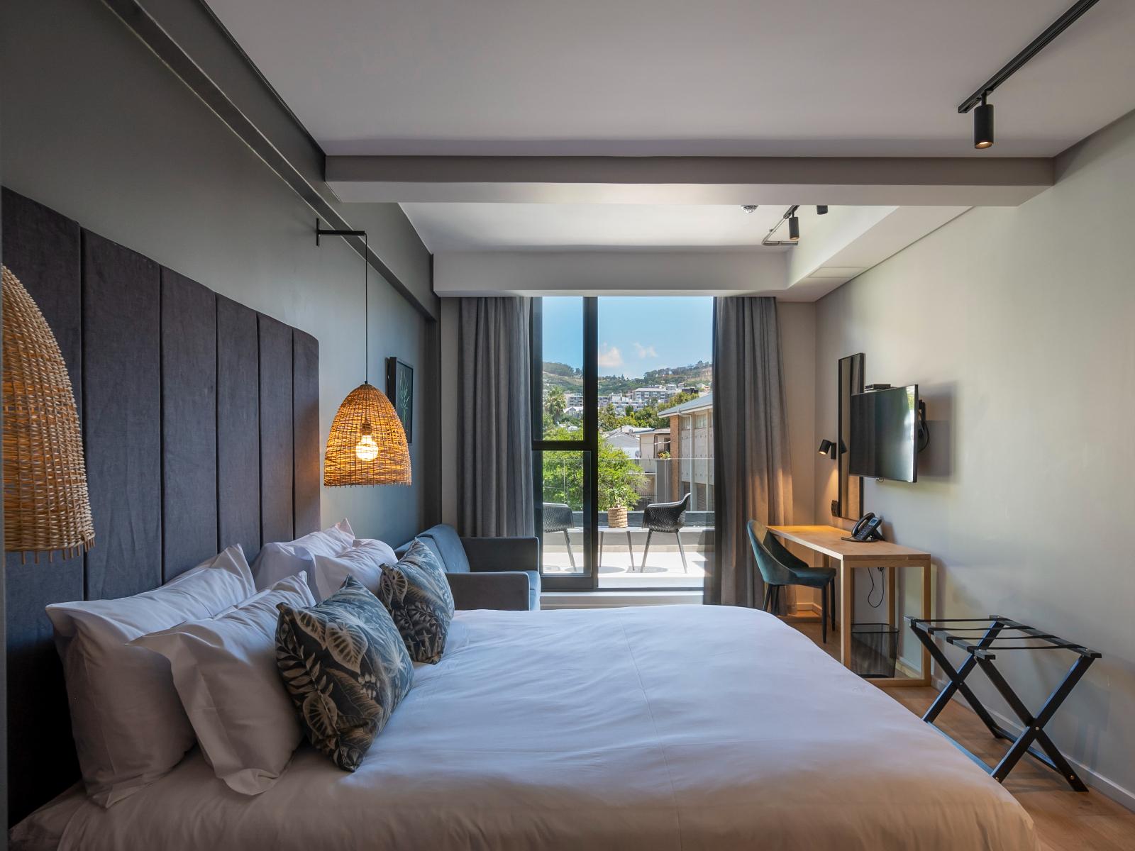 Luxury Suite with Terrace