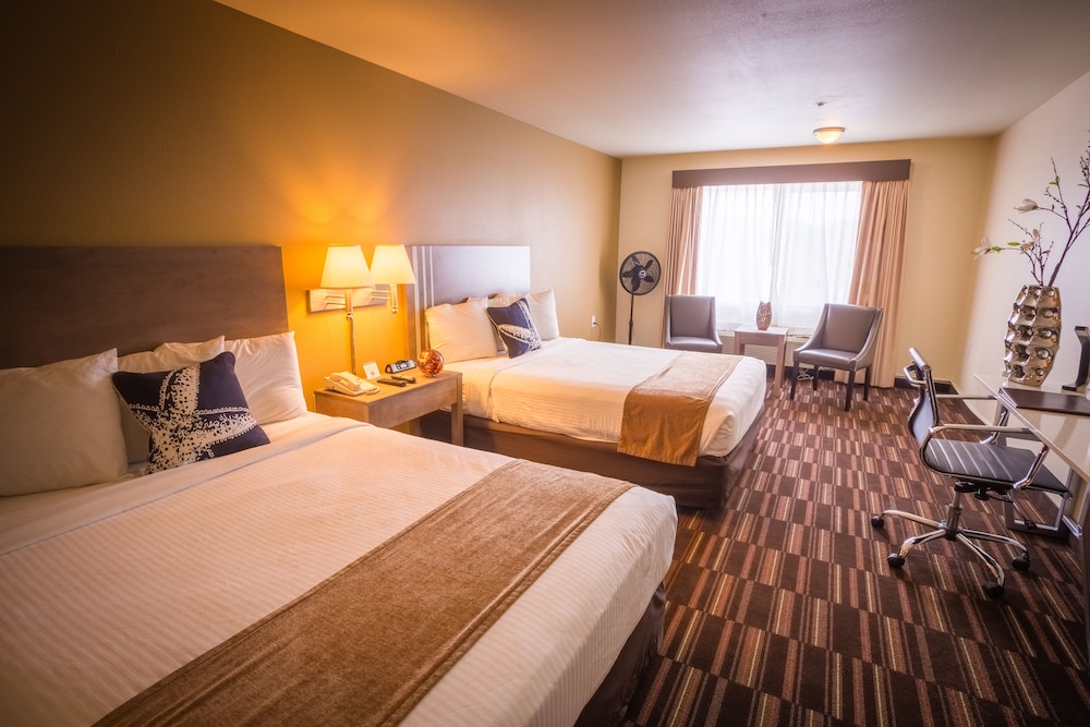 Inn at Wecoma 14/28