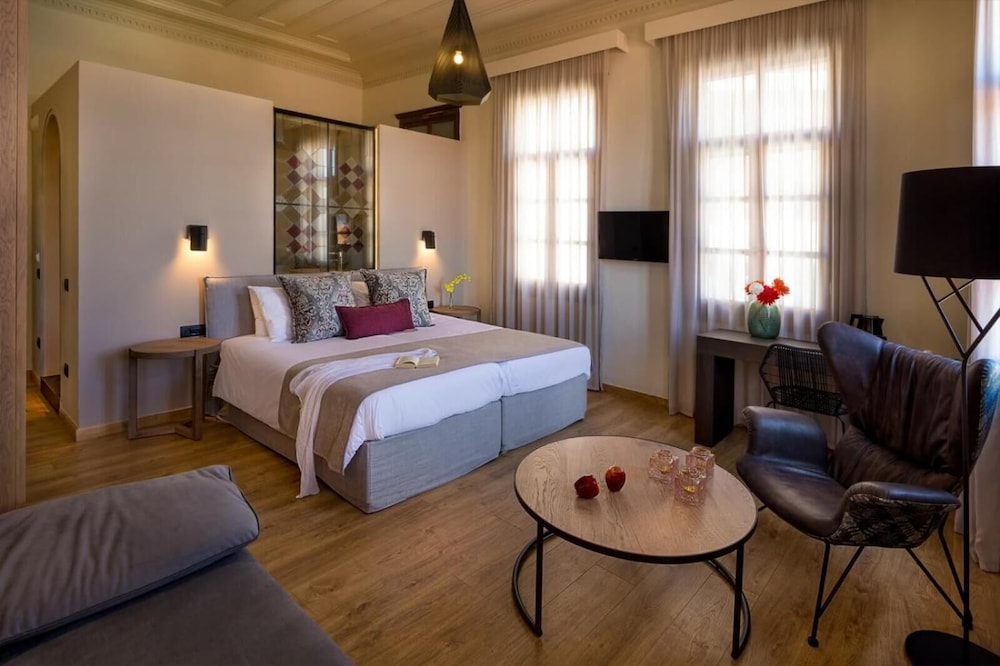 Contessa Boutique Hotel 21/65