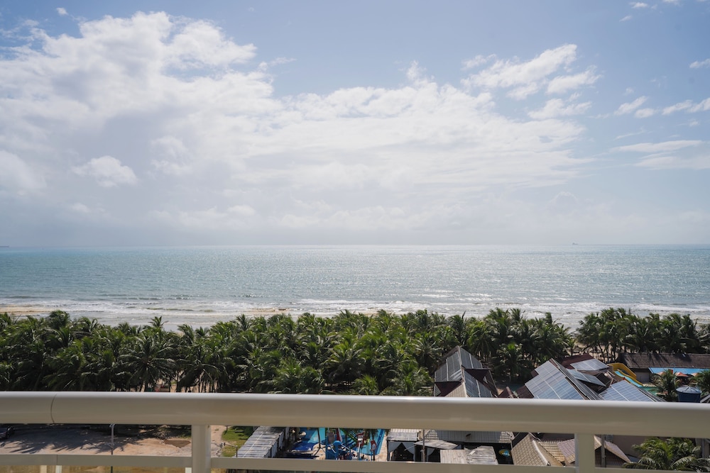 Crocobeach Hotel 65/69