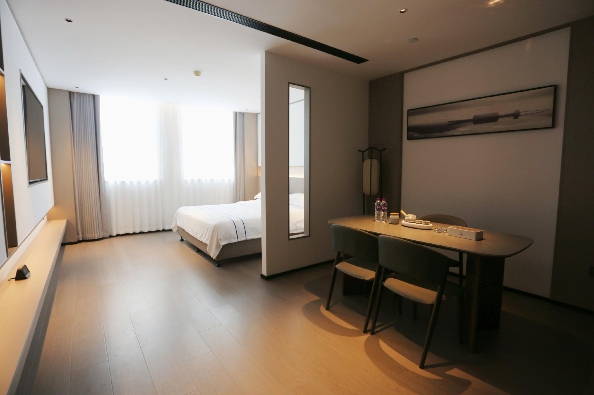 Gujing Junlai Hotel (Luhe Convention & Exhibition Center) 17/30