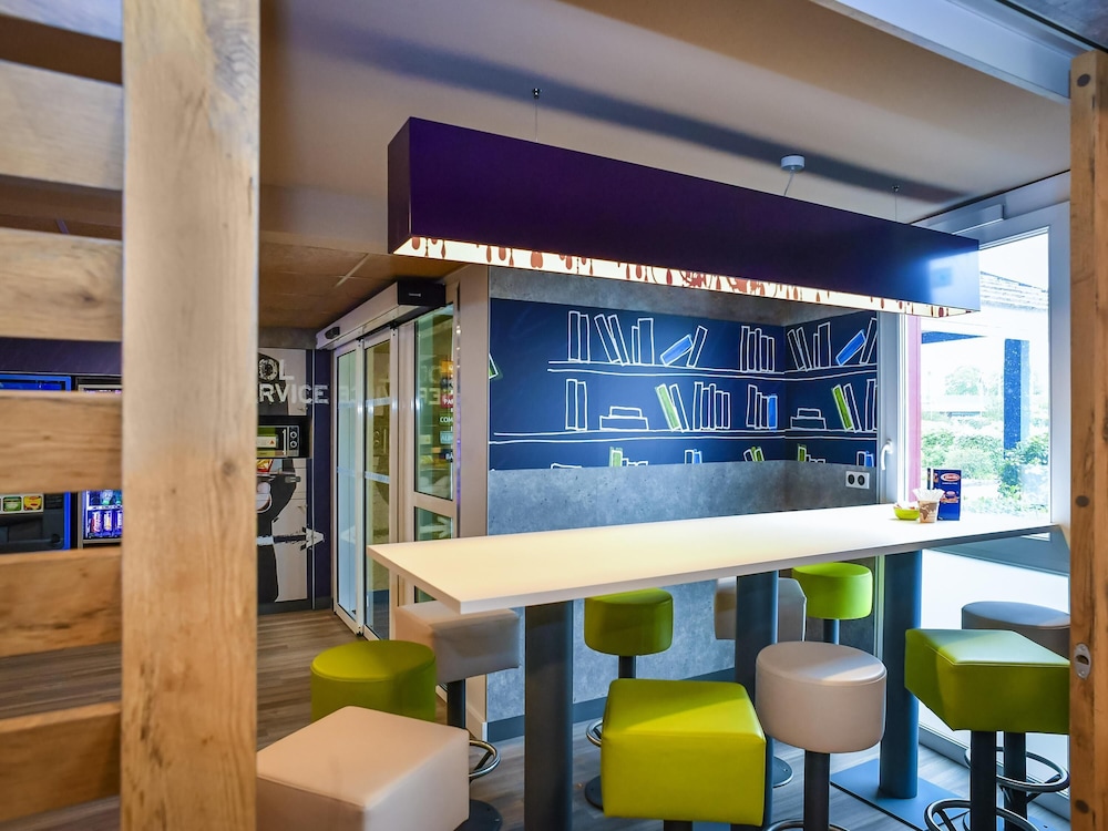 IBIS BUDGET COUTANCES 57/65