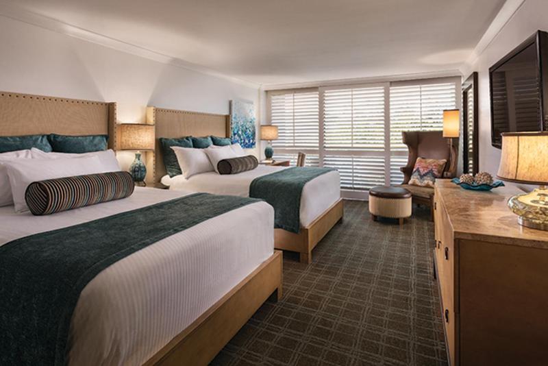 Room at THE CLIFFS, PISMO BEACH - CA