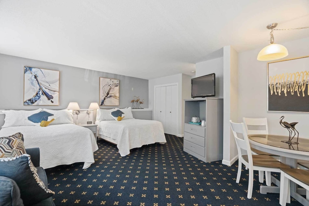 The Niantic Inn 22/50