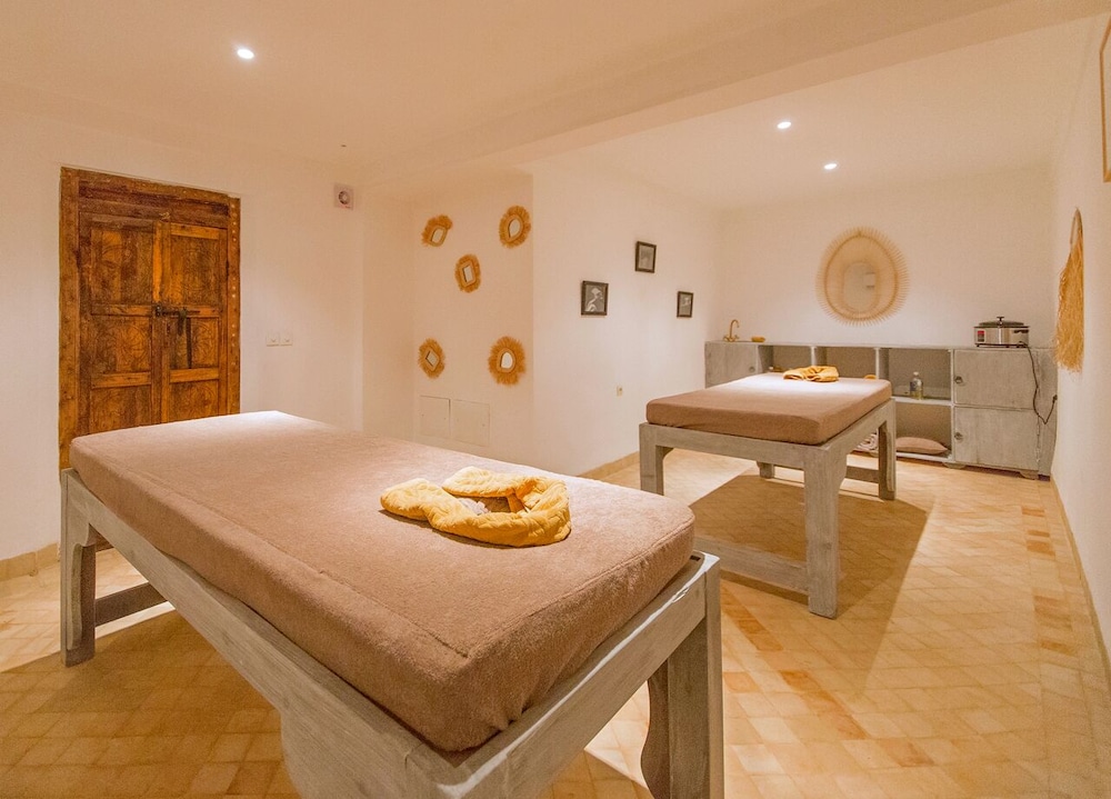 Riad 48 & Spa 26/60