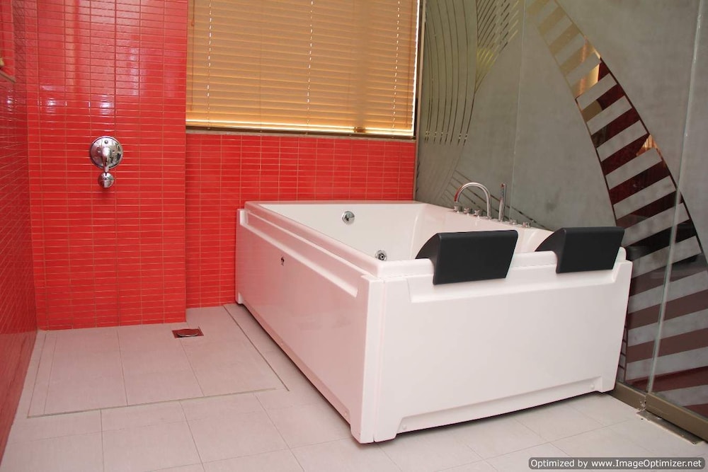 Hotel Javson Sialkot 11/60