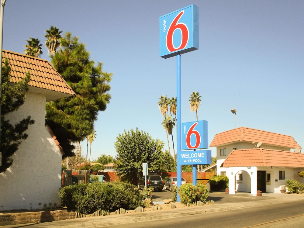Motel6 Fresno, CA 26/28