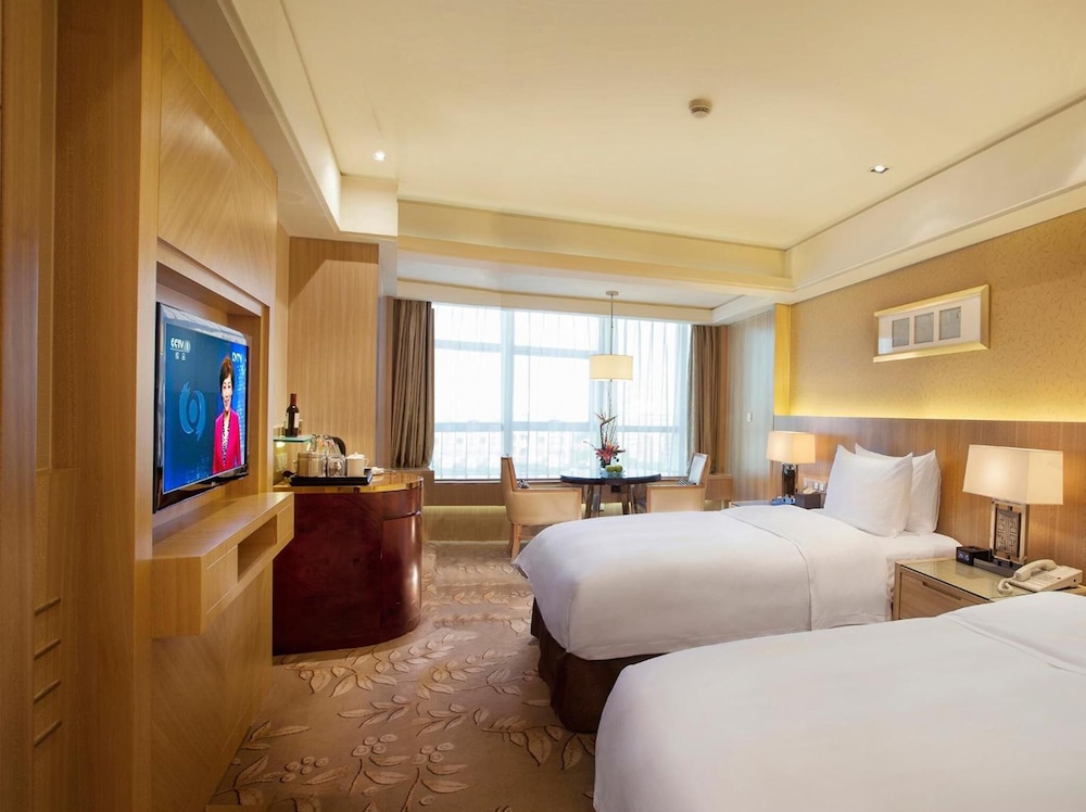 Quanzhou C&D Hotel 24/72