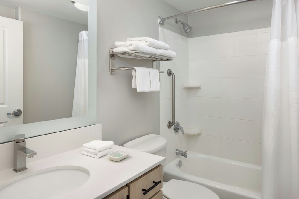 TownePlace Suites by Marriott Tampa Westshore/Airport 52/54