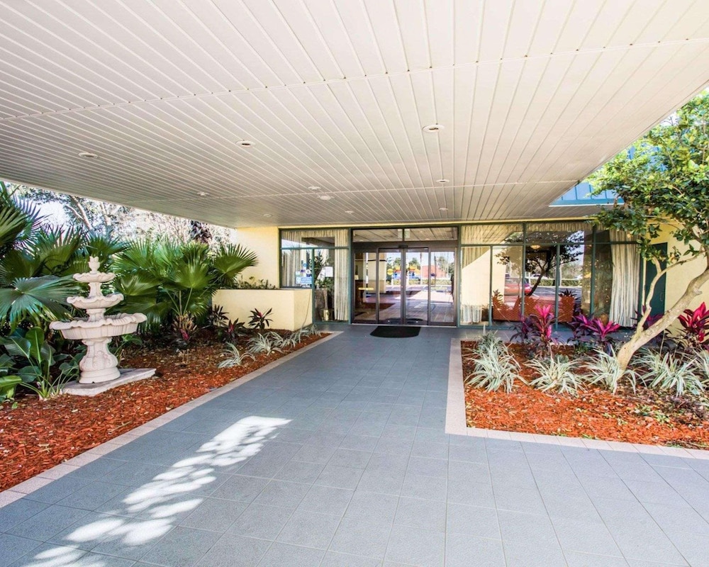 Stayable Suites Jacksonville West 7/45