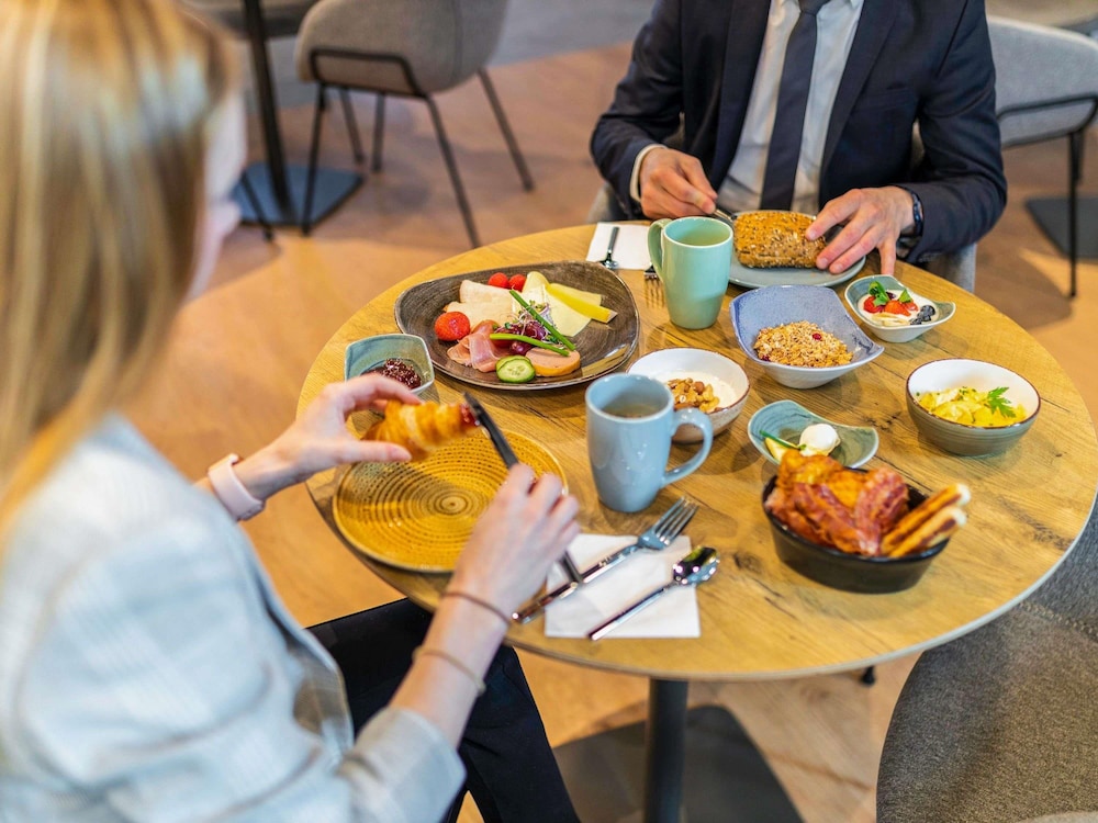 ibis Duesseldorf Airport Hotel 33/48