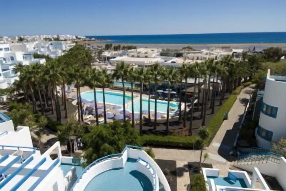 Aparthotel Costa Mar 19/23