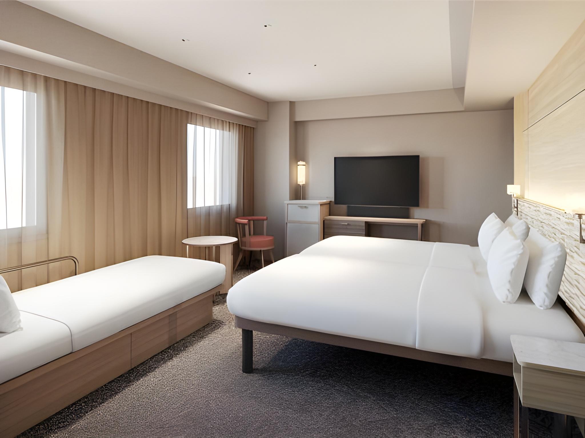 Renovated, Superior, Twin Beds, Sofa