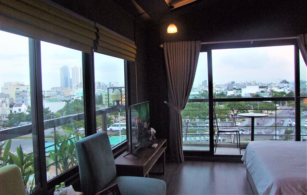 Oasis Hotel & Apartment 20/50