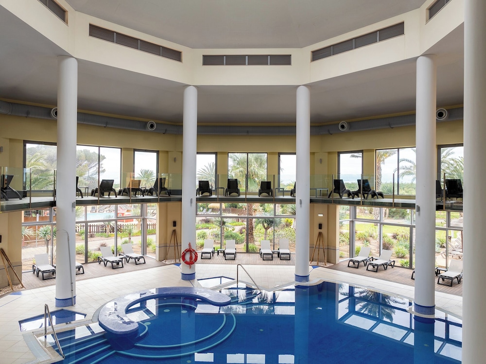 swimming pool spa