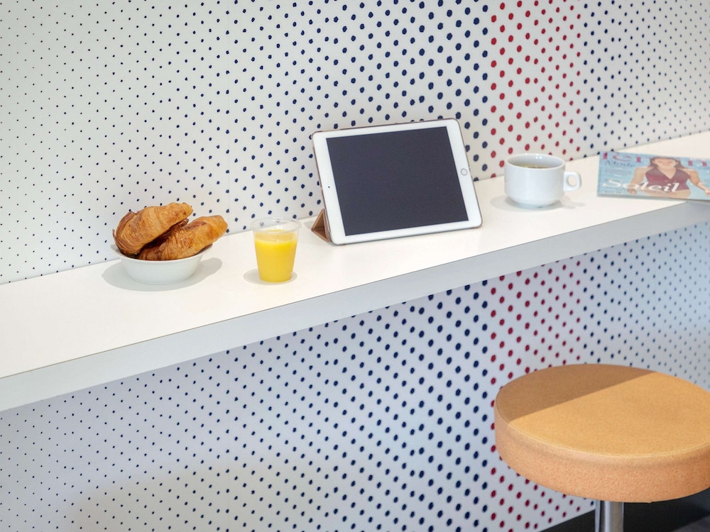 Ibis Budget Frejus Capitou A8 45/61
