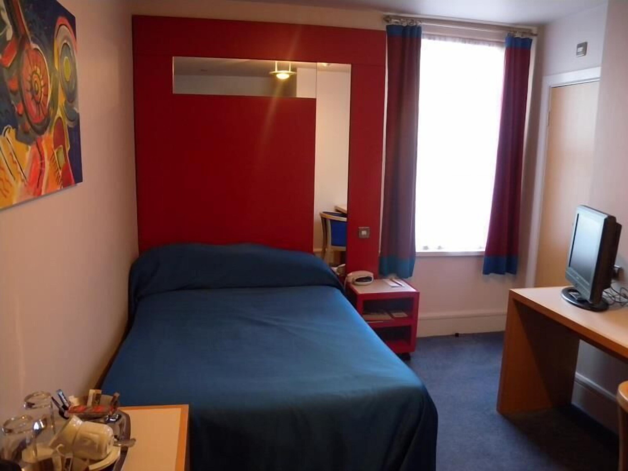Economy, Double Bed