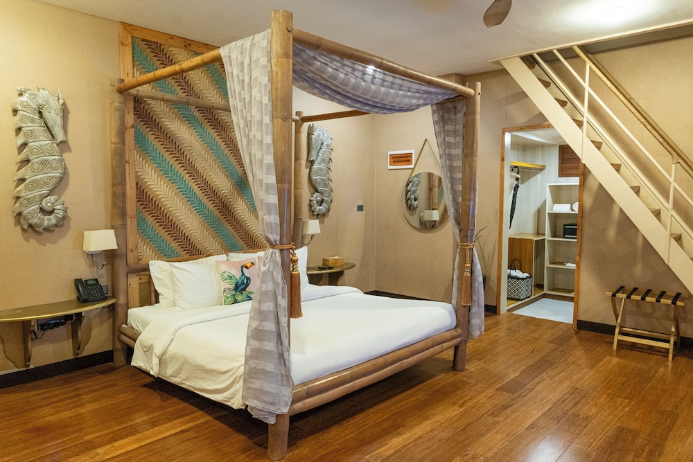 CLUB SERENA RESORT 19/64