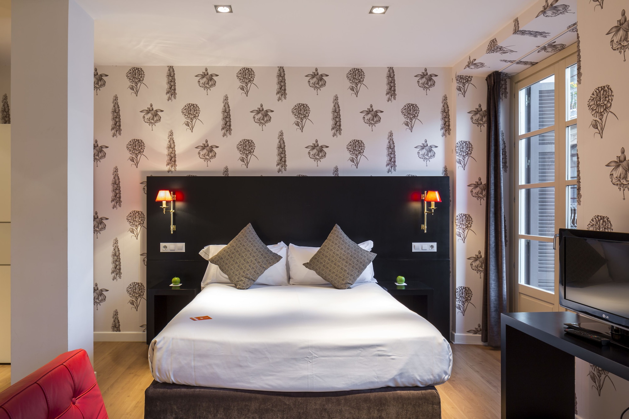 STUDIO, DOUBLE BED, ANNEX