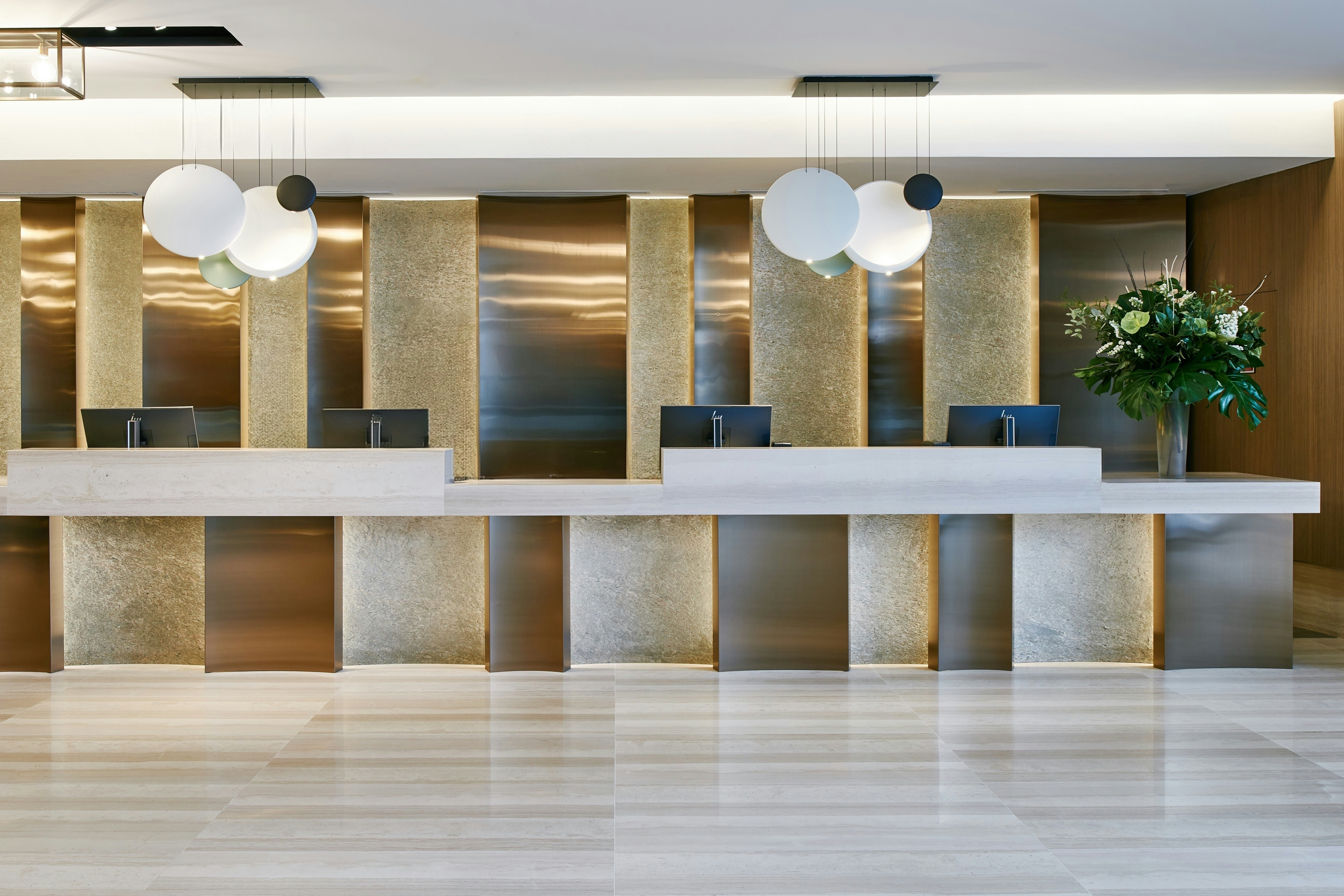 Vp Plaza Espana Design 7/46