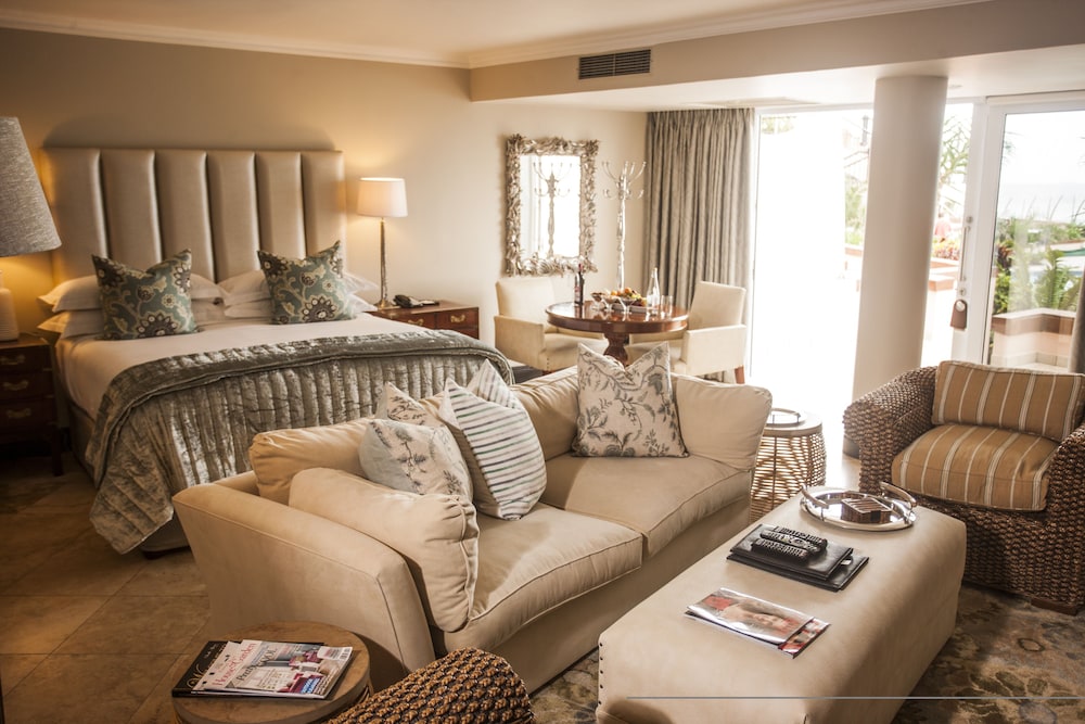 Beverly Hills Hotel 25/50