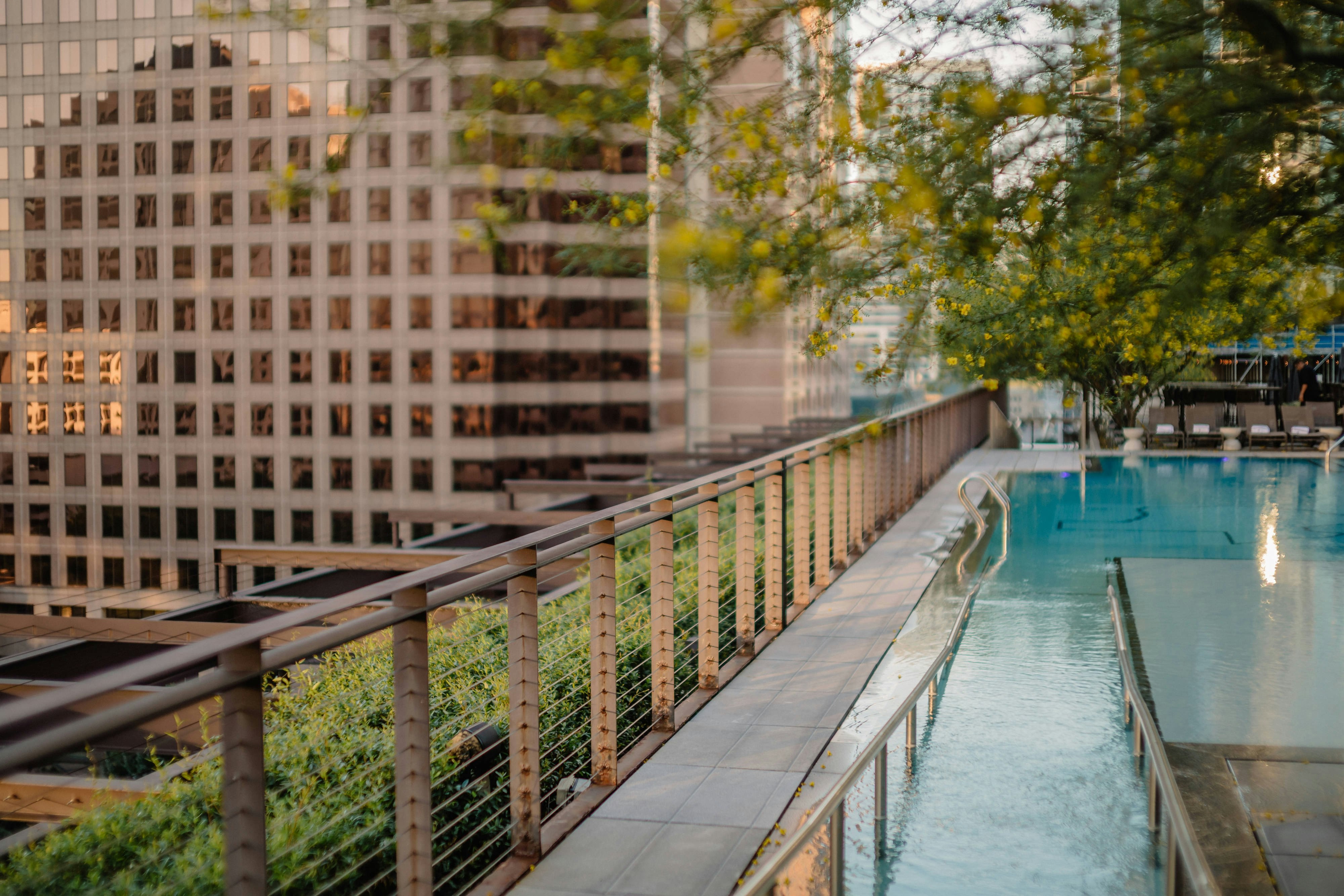 JW MARRIOTT AUSTIN 74/75