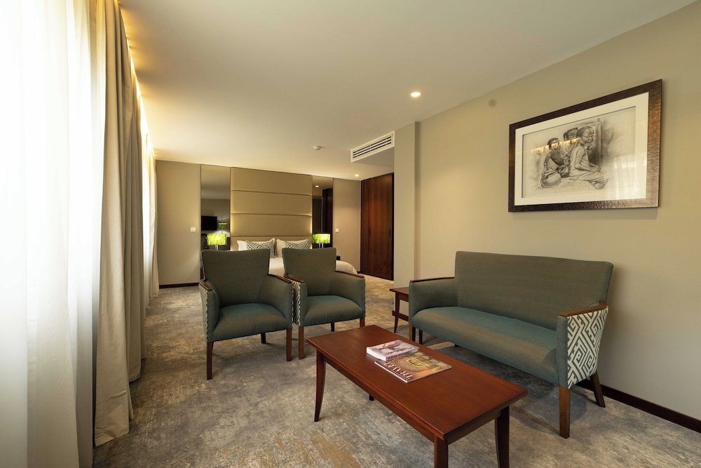 Fiesta Residences 37/67