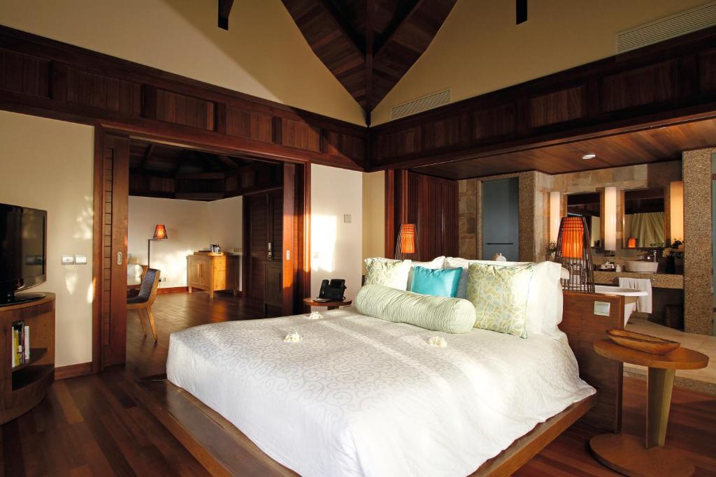 2 Bedrooms, Villa, Adult Only, Private Pool, Hill Side