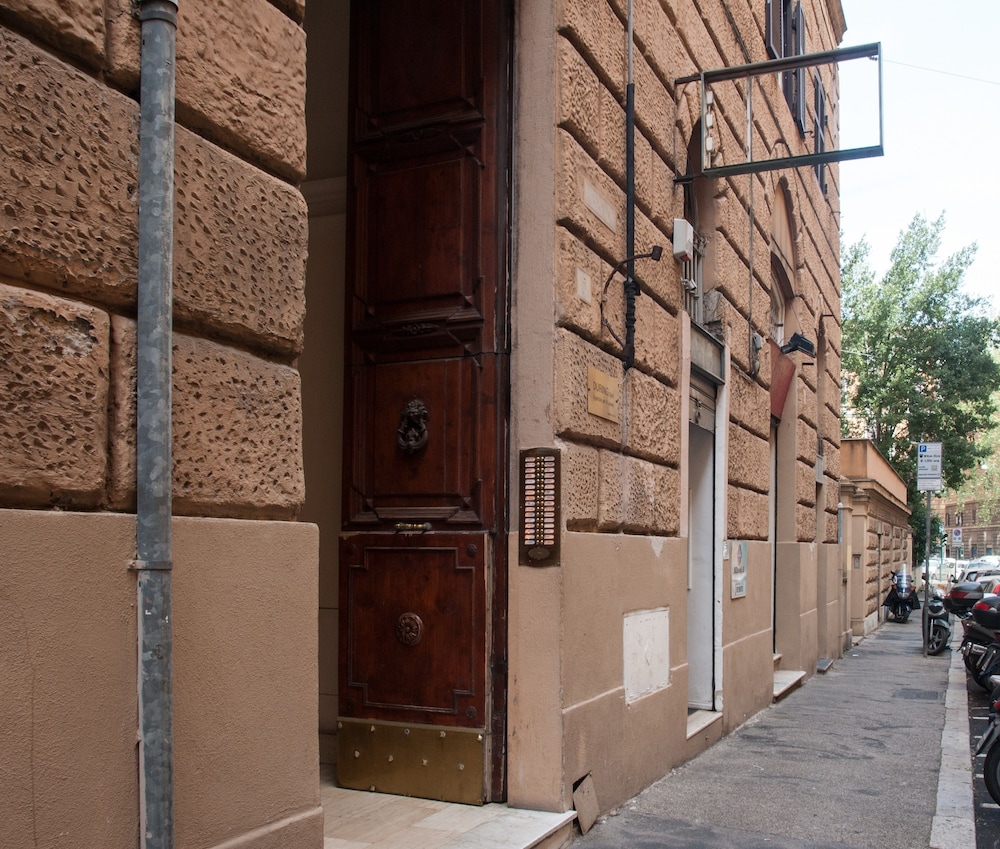 Trinity Luxury Rooms 2/66