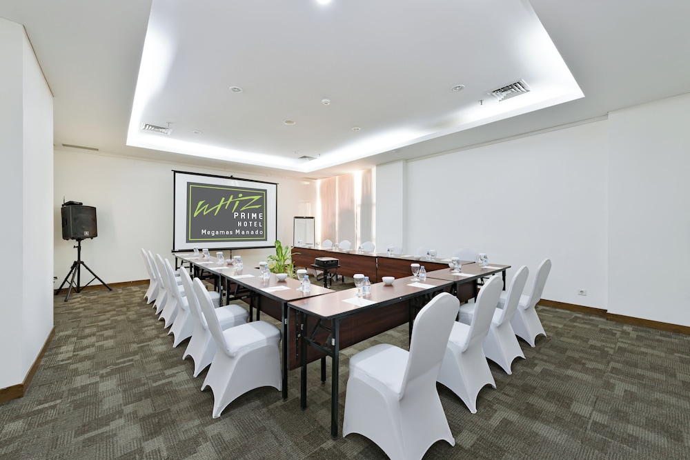 Whiz Prime Hotel Megamas Manado 39/42